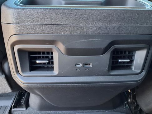 Used 2026 Chevrolet Silverado 1500 LT Trail Boss w/ Safety Package AWD/4WD image 18