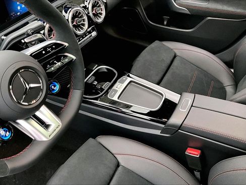 New 2026 Mercedes-Benz CLA 35 AMG 4MATIC image 8
