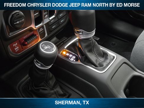 New 2025 Jeep Gladiator Willys image 16