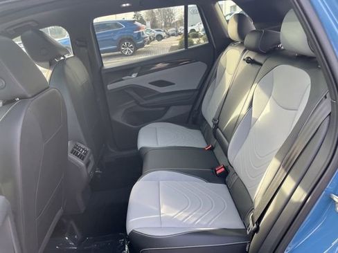 New 2026 Volkswagen Tiguan SE R-Line image 23