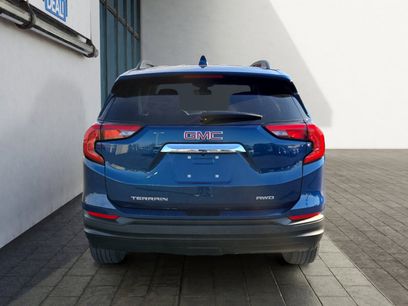 Used 2021 GMC Terrain SLE w/ Driver Convenience Package