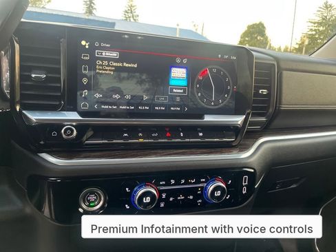 Used 2022 GMC Sierra 1500 SLE image 17