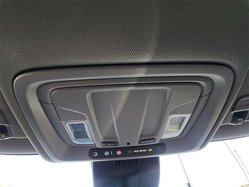 Used 2022 Chevrolet Silverado 1500 LT w/ Protection Package image 25