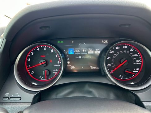 Used 2022 Toyota Camry XSE w/ Navigation Package FWD image 16