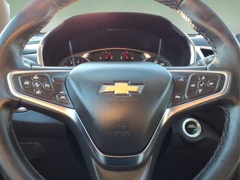 Used 2024 Chevrolet Equinox LT AWD/4WD image 25