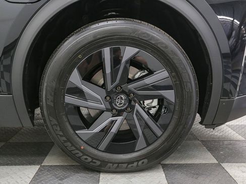 New 2026 Toyota C-HR AWD/4WD image 13
