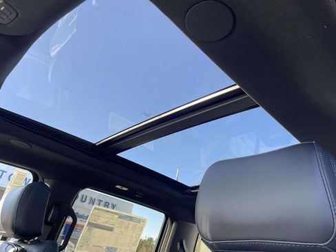 New 2026 Ford F250 Platinum image 5