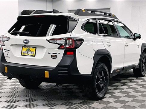 Used 2025 Subaru Outback Wilderness image 12
