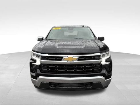 Used 2022 Chevrolet Silverado 1500 LT image 2