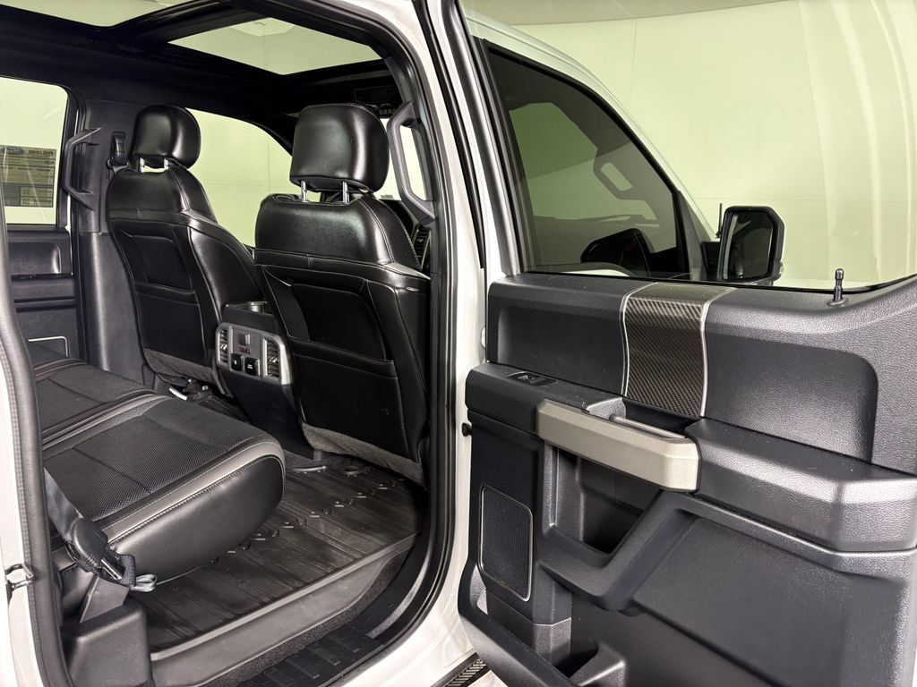 Used 2019 Ford F150 Raptor w/ Equipment Group 802A Luxury AWD/4WD image 34