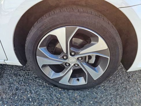 Used 2019 Chevrolet Sonic Premier image 9