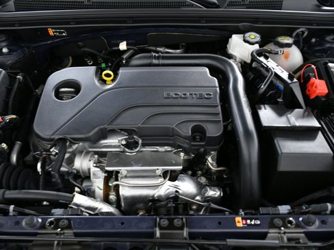 Used 2025 Chevrolet Malibu LS image 35