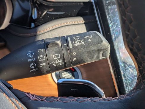 Used 2023 Jeep Grand Cherokee Summit AWD/4WD image 23