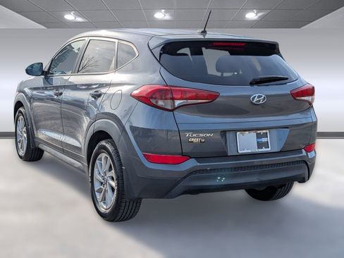 Used 2016 Hyundai Tucson SE image 3