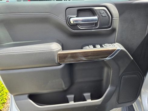 Used 2022 Chevrolet Silverado 1500 LT w/ Bed Protection Package RWD image 19