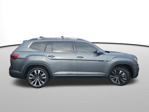 Used 2022 Volkswagen Atlas SEL Premium image 8