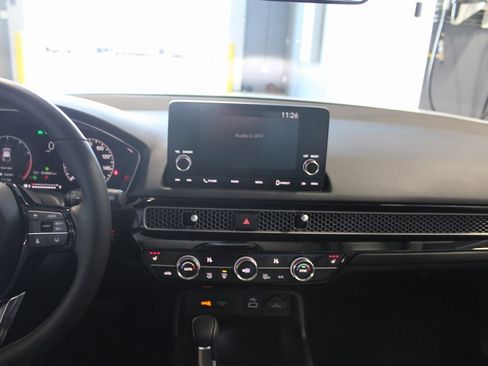 Used 2024 Honda Civic EX-L image 24