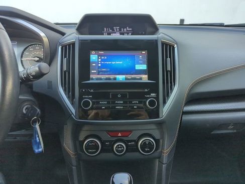 Used 2021 Subaru Crosstrek 2.0i Premium image 23