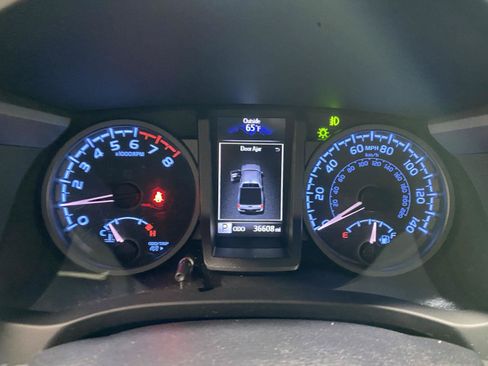 Certified 2023 Toyota Tacoma TRD Sport AWD/4WD image 21