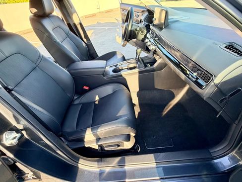 Used 2023 Honda Civic Touring image 28