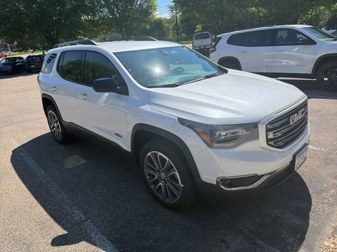 Used 2017 GMC Acadia SLT AWD/4WD image 2