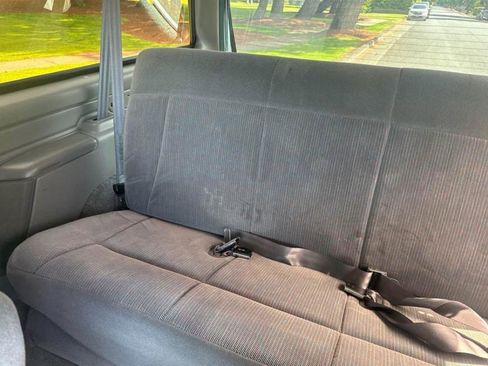 Used 1996 Ford Bronco XLT image 8