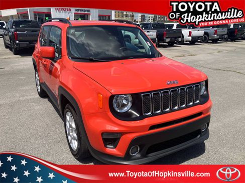 Used 2021 Jeep Renegade Latitude FWD image 1