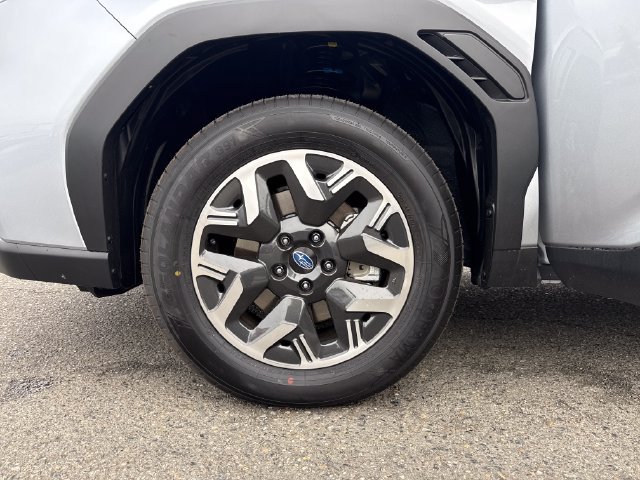 New 2026 Subaru Forester Premium AWD/4WD image 30