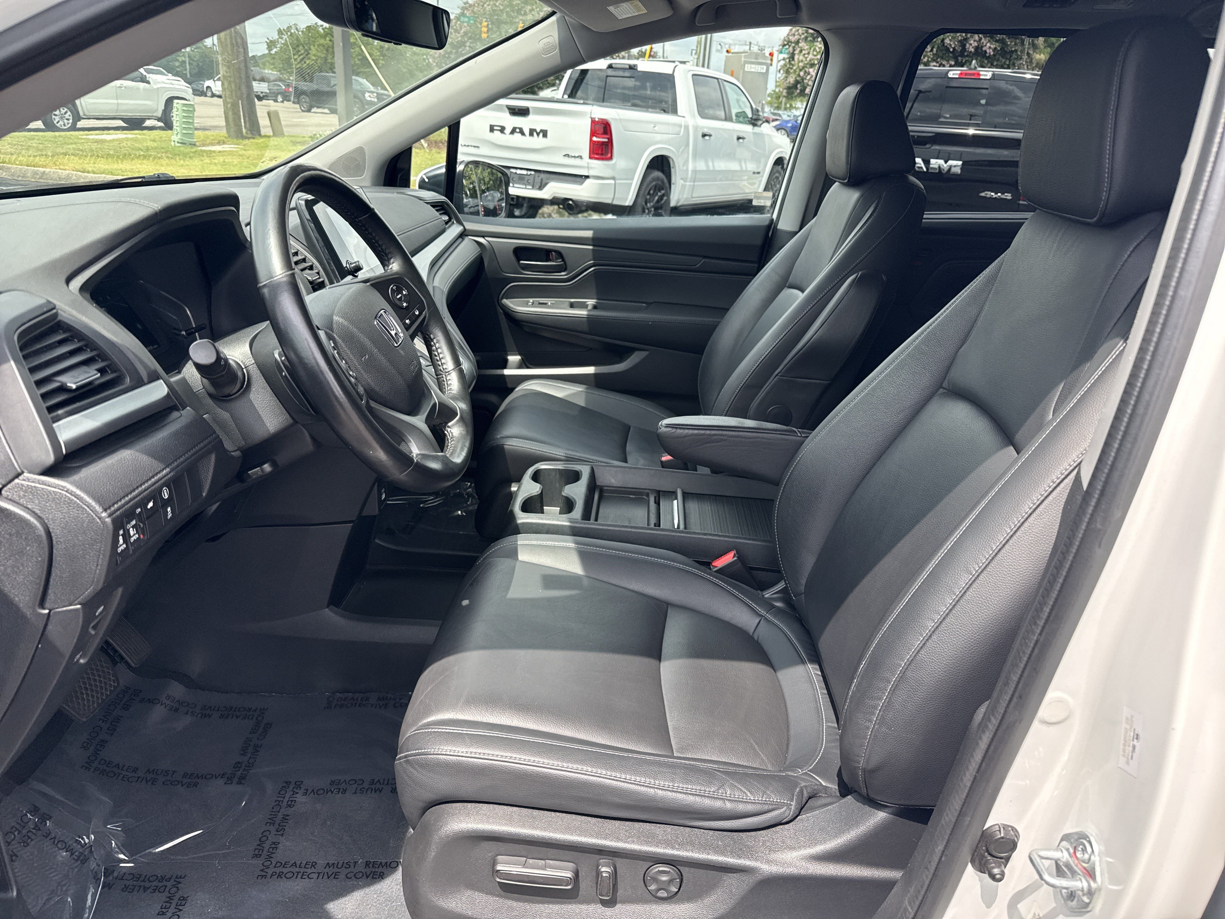 Used 2023 Honda Odyssey EX-L image 32