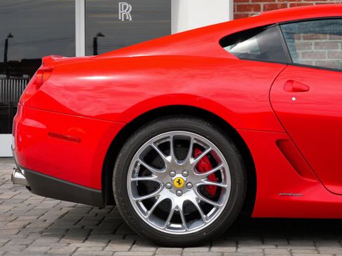 Used 2009 Ferrari 599 GTB Fiorano RWD image 9