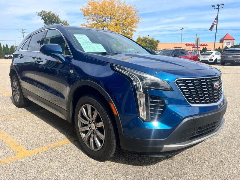 Used 2019 Cadillac XT4 Premium Luxury AWD/4WD image 3