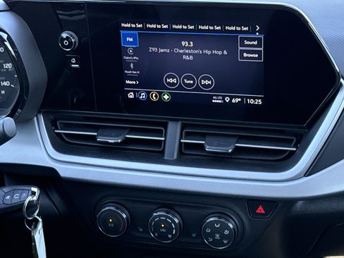 Certified 2024 Chevrolet Trax LS w/ LS Convenience Package image 38