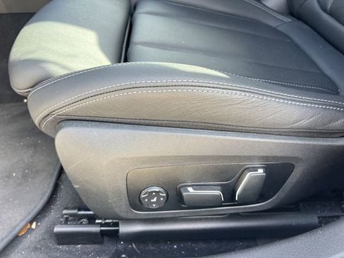 Certified 2025 BMW 430i w/ Premium Package image 19