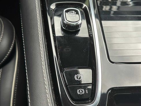 Certified 2024 Volvo V60 T8 Polestar image 39
