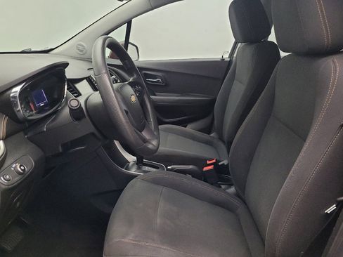 Used 2017 Chevrolet Trax LS image 17
