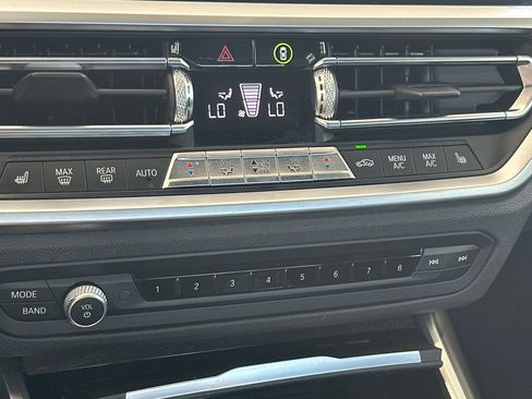 Used 2019 BMW 330i Sedan w/ Convenience Package RWD image 26