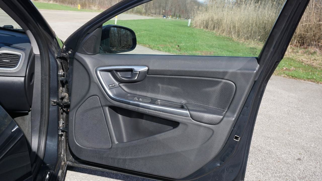 Used 2014 Volvo S60 T5 FWD image 27