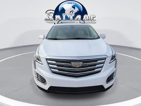 Used 2017 Cadillac XT5 Premium Luxury AWD/4WD image 3
