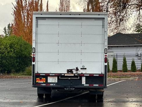 Used 2016 Ford E-350 and Econoline 350 Super Duty image 5