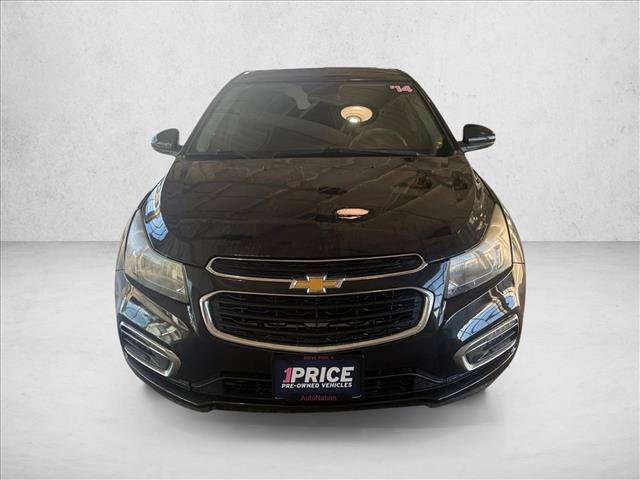 Used 2015 Chevrolet Cruze LT FWD image 2