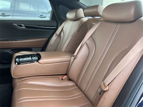 Used 2023 Genesis G80 2.5T image 22