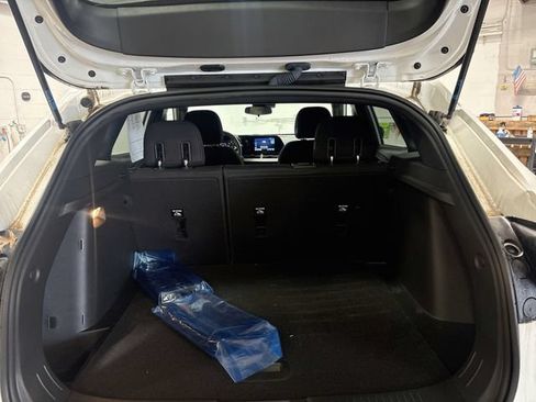 Used 2024 Chevrolet Trax RS w/ Driver Confidence Package FWD image 19