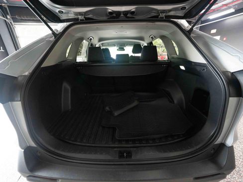 Used 2024 Toyota RAV4 LE AWD/4WD image 29