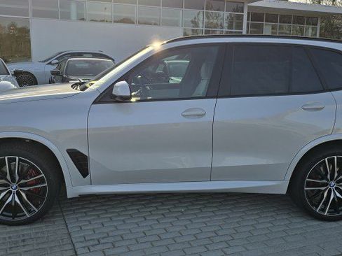 New 2026 BMW X5 sDrive40i w/ M Sport Package image 8