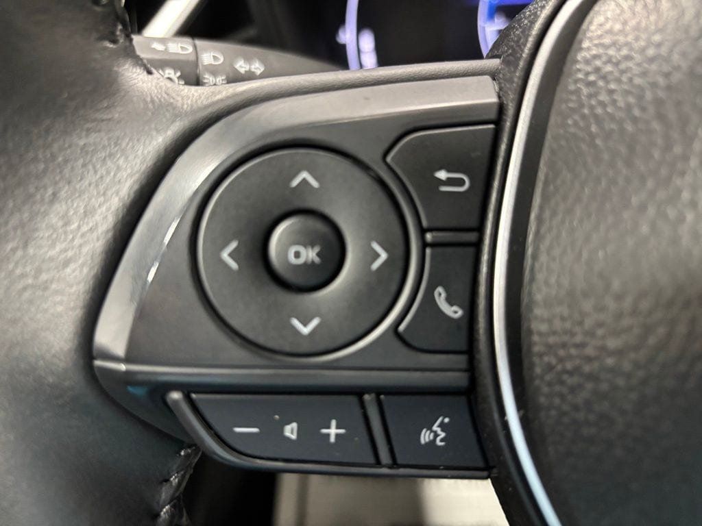 Used 2026 Toyota Corolla SE FWD image 19