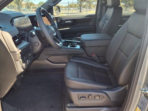 New 2026 Chevrolet Suburban High Country image 6