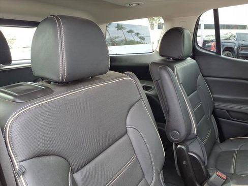 Certified 2023 GMC Acadia Denali image 14