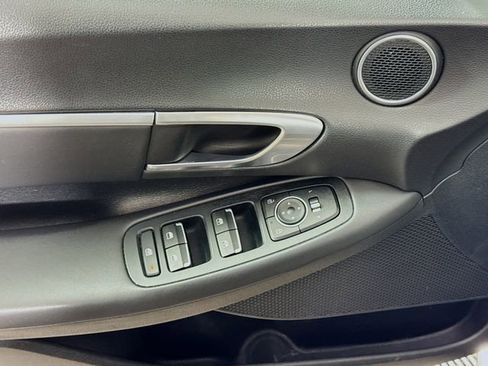 Used 2020 Hyundai Sonata SEL image 18