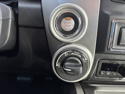 Used 2018 Nissan Titan PRO-4X w/ Pro-4x Utility Package image 30