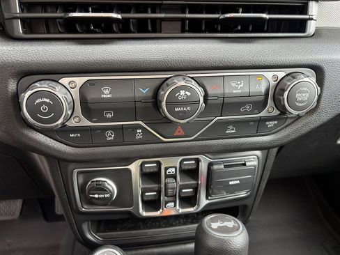 New 2026 Jeep Wrangler Unlimited Sport AWD/4WD image 15